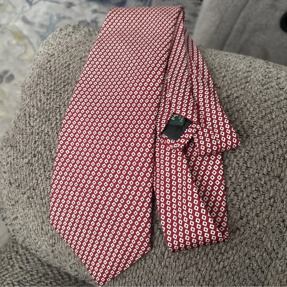 Lauren Ralph Lauren Silk Tie Red
Microprint Made in USA Hand Finished